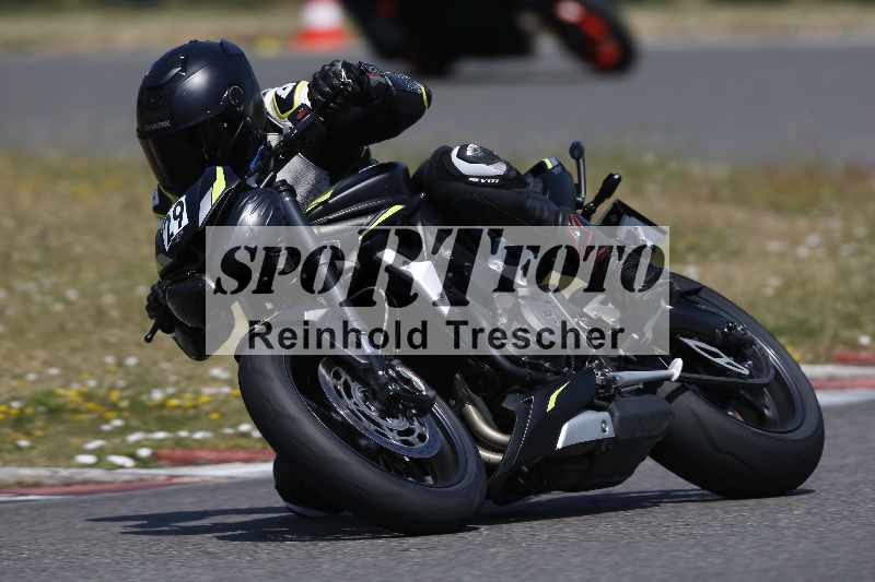 Archiv-2023/28 05.06.2023 Moto Club Anneau du Rhin/blanc-novice/29